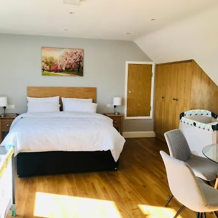 Leanna's Lodge, Keshcarrigan Отель типа 