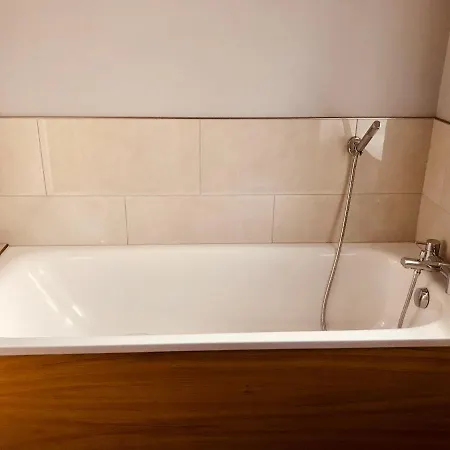 Leanna's Lodge, Keshcarrigan Отель типа 