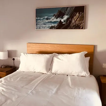 Leanna's Lodge, Keshcarrigan *