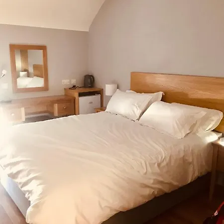 Leanna's Lodge, Keshcarrigan Bed & Breakfast *
