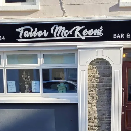 Leanna's Lodge, Keshcarrigan * County Leitrim