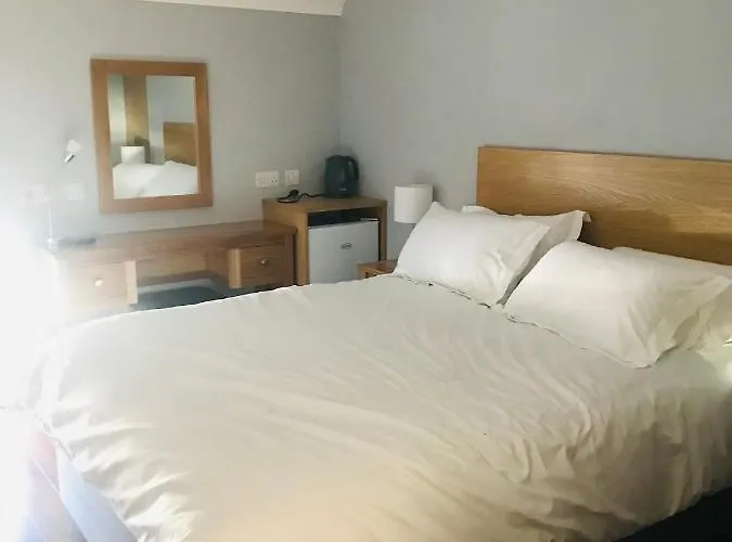 Leanna's Lodge, Keshcarrigan * County Leitrim