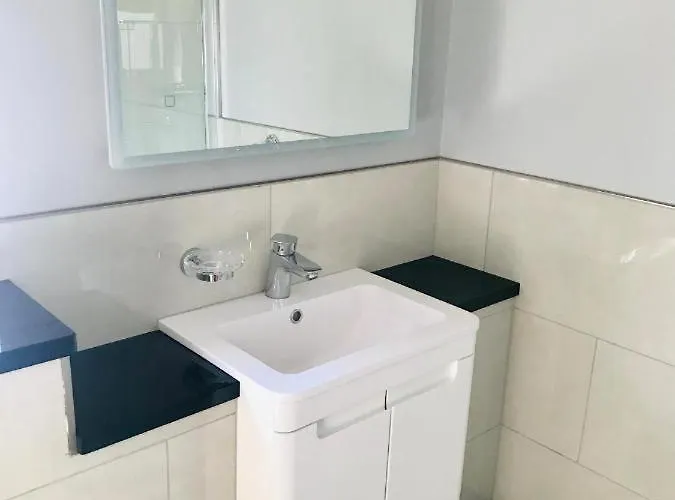 Leanna's Lodge, Keshcarrigan